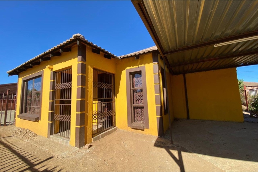 3 Bedroom Property for Sale in Blomanda Free State